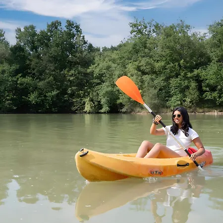 Lacs D'armagnac Casa de Férias *