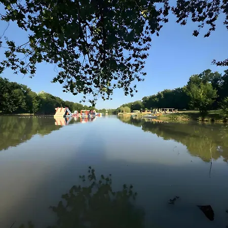 Дом отдыха Lacs D'armagnac *